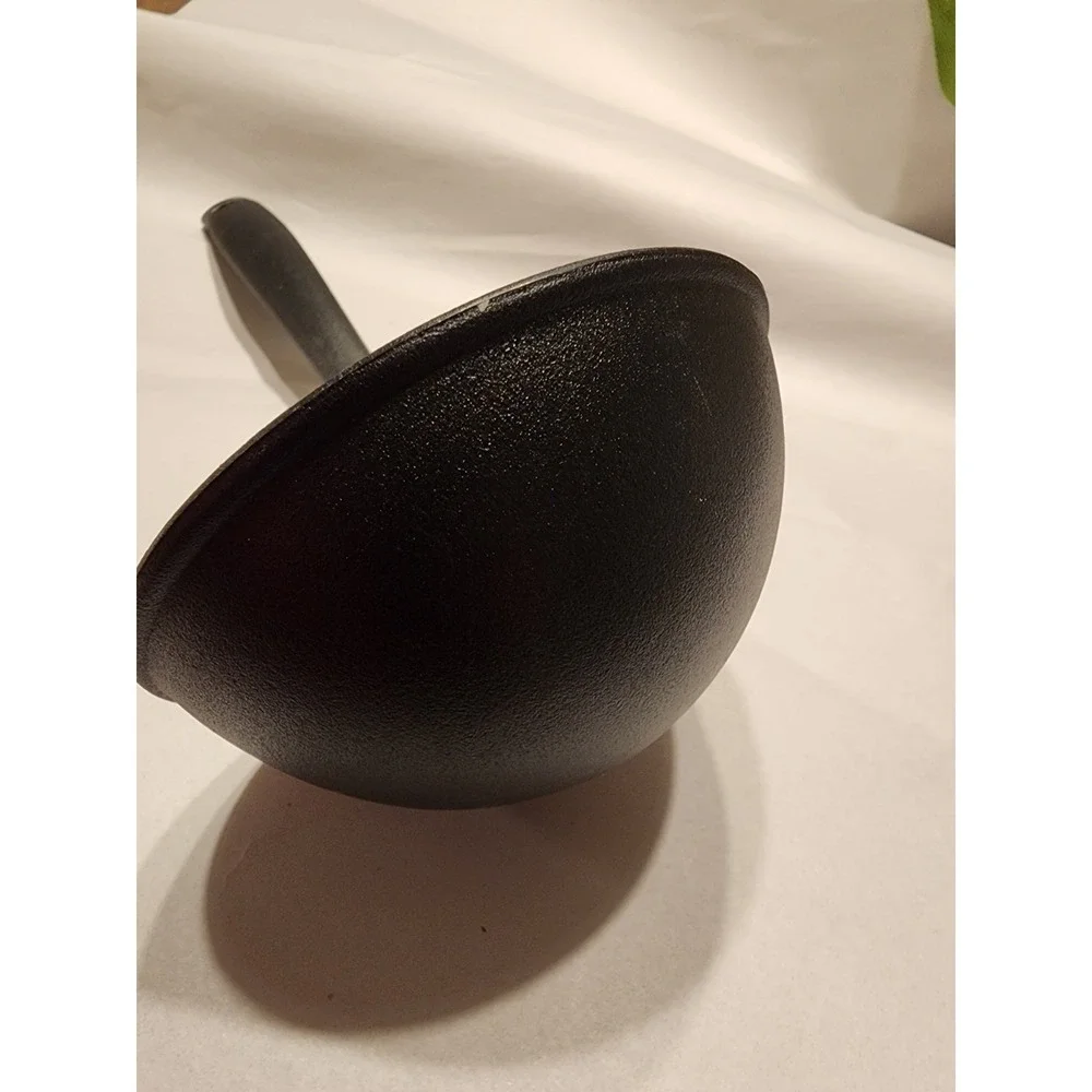 Pampered Chef Black Nylon Ladle